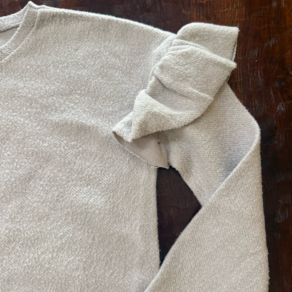 Zara Light Gray Long Sleeve Top with Ruffle Detail - Picture 5 of 12